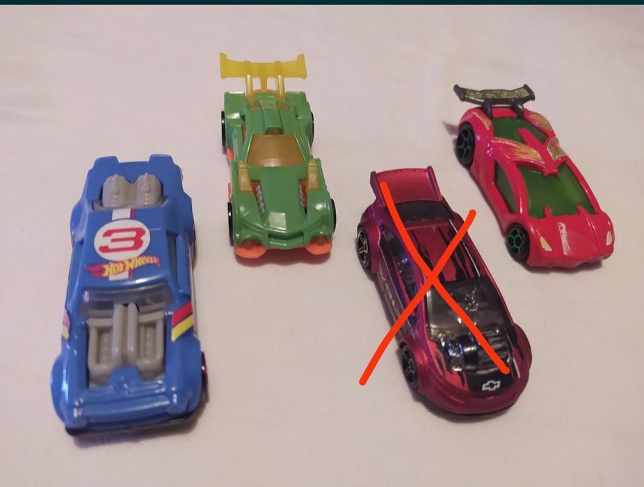 Carros Coleção Hot Wheels. 8 centímetros