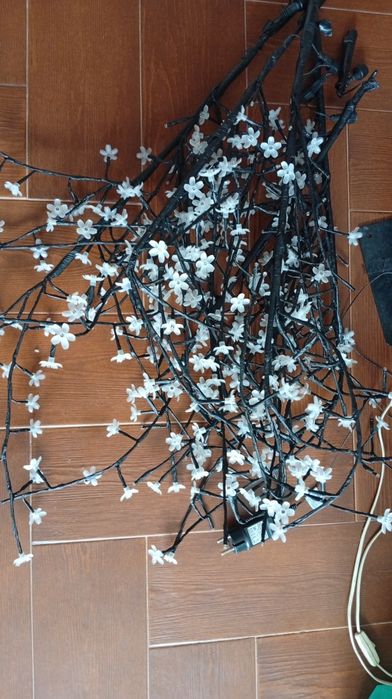 2 árvores luzes led