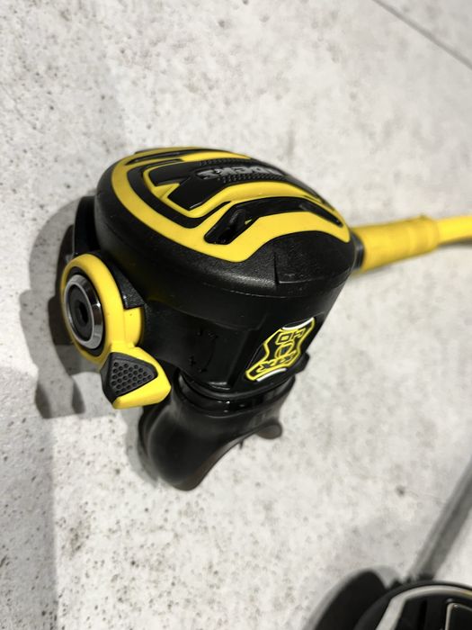 Apeks XTX 200  XTX  40 octopus