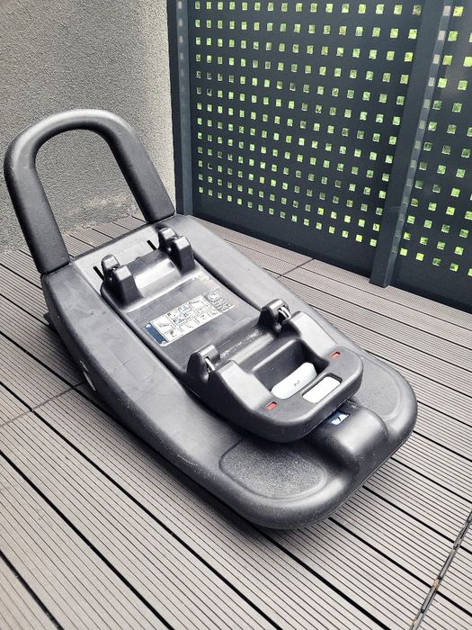 Fotelik JOIE 0-25kg + isofix
