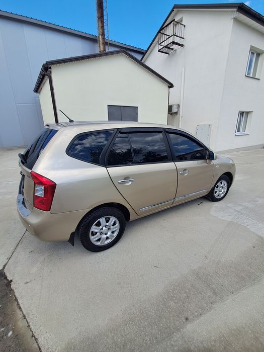 Kia.Carens ||| .
