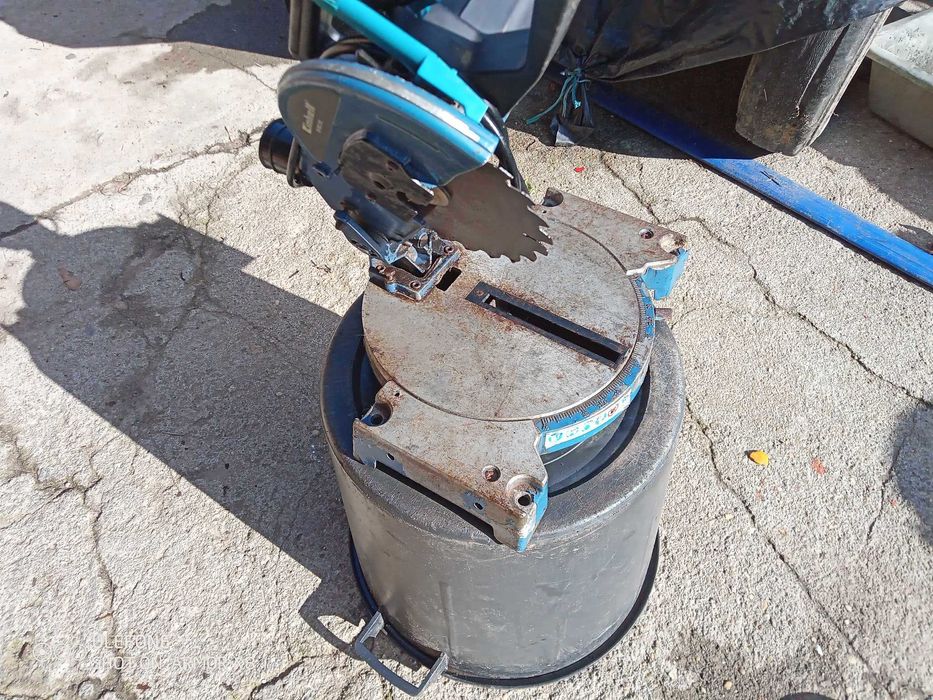 serra de esquadrias em bom funcionamento