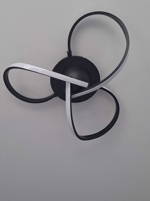 Ledowa lampa sufitowa