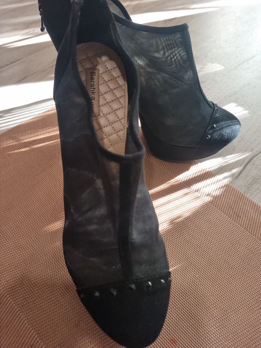 Sapatos  salto altos