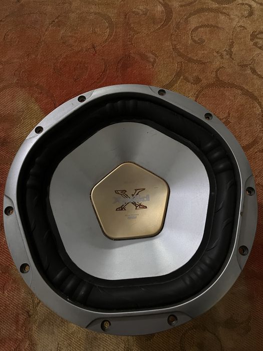 Subwoofer sony Xplood