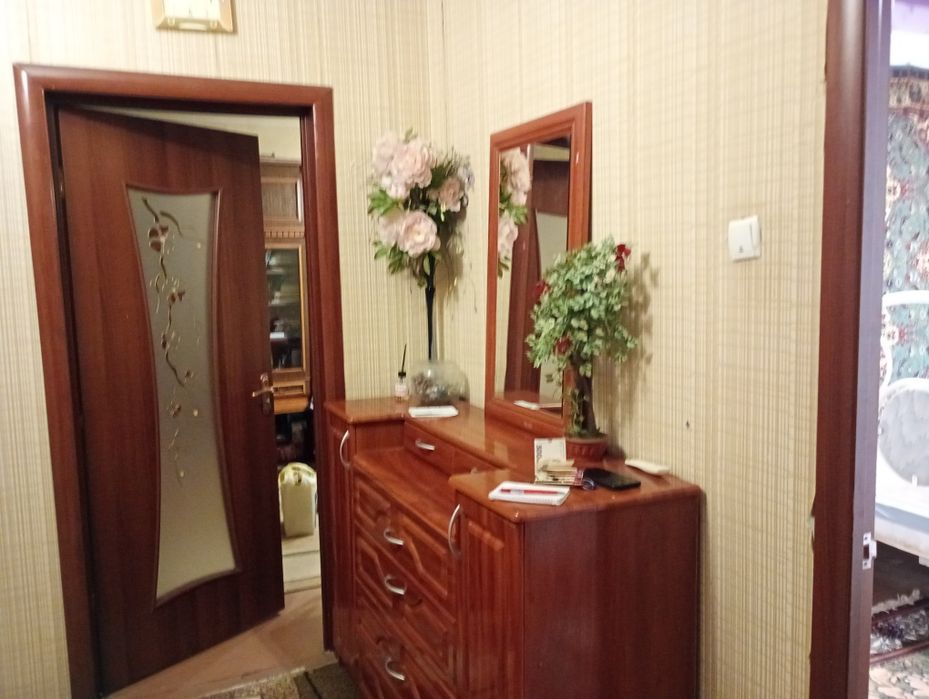 Східний 2. Продається 2 кімнатна квартира. Є-оселя