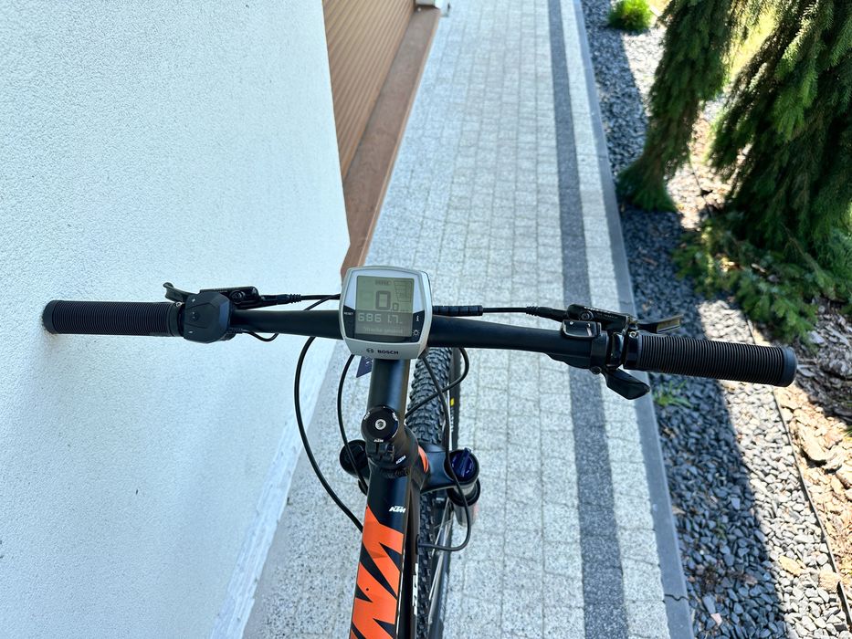 Rower KTM MACINA - wsp elektryczne Bosch, koła 27,5, ham hydrauliczne