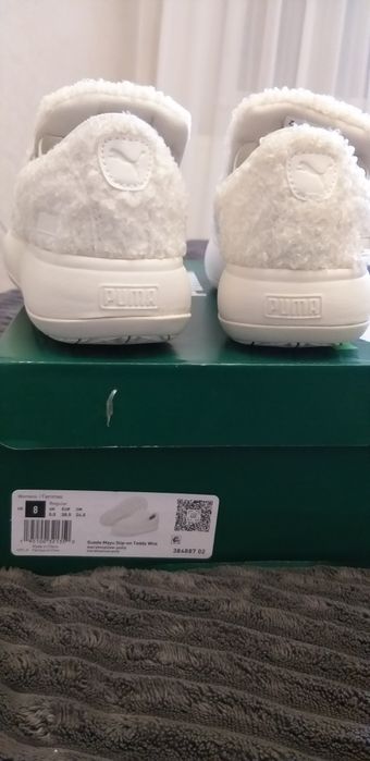 Сліпони Puma  38.5 р