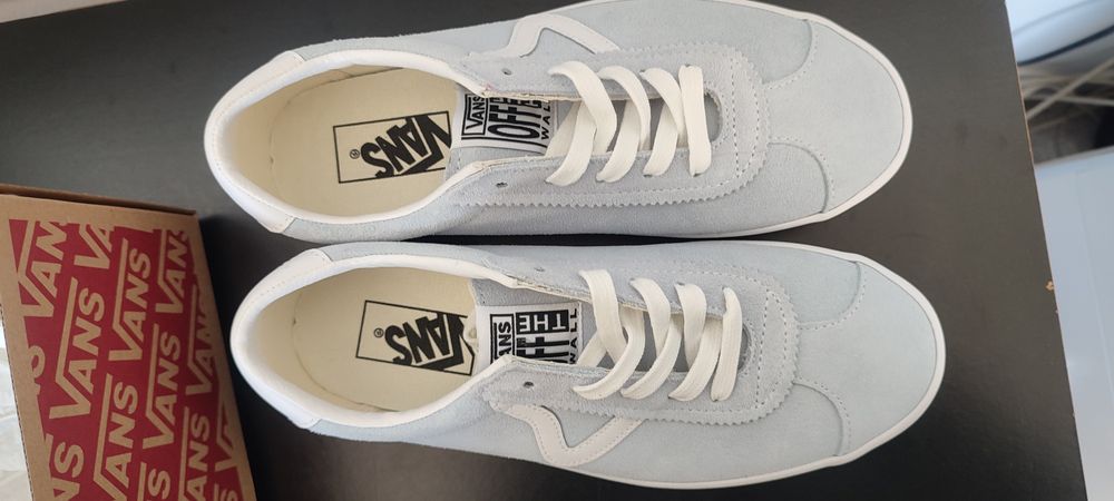 Vans sapatilhas azul bebé novas