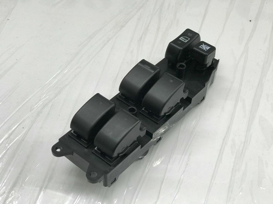 Блок клавіш склопідйомників водія Toyota avensis Т25 тойота авенсіс