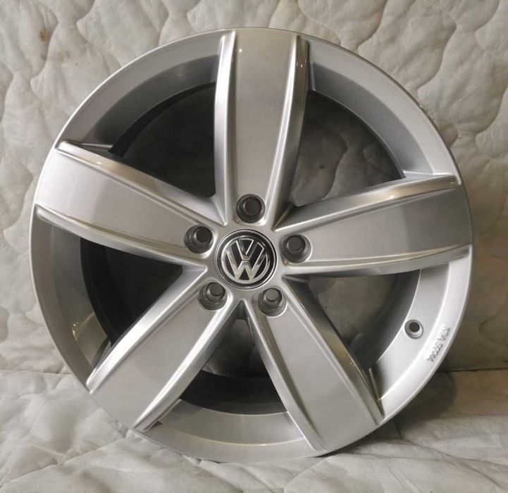 Alufelgi 6,5Jx17 VW Passat Golf Skoda Audi 5x112 ET41 nowe