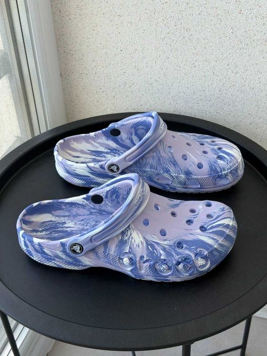 Шльопанці Crocs Marbled Clog Purple (торг)