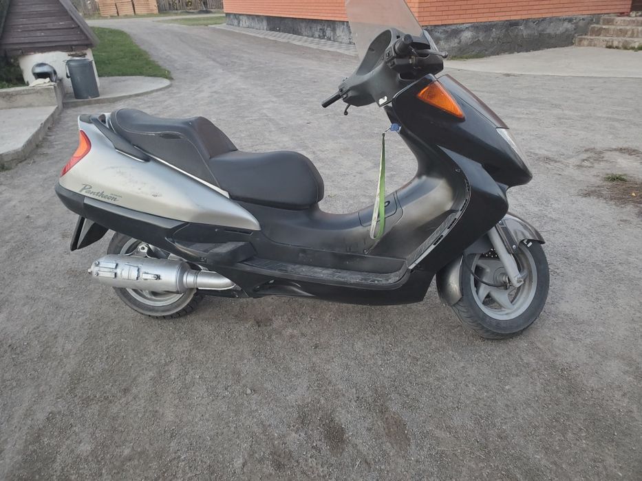 Продам скутер Honda panteon 150 кубов