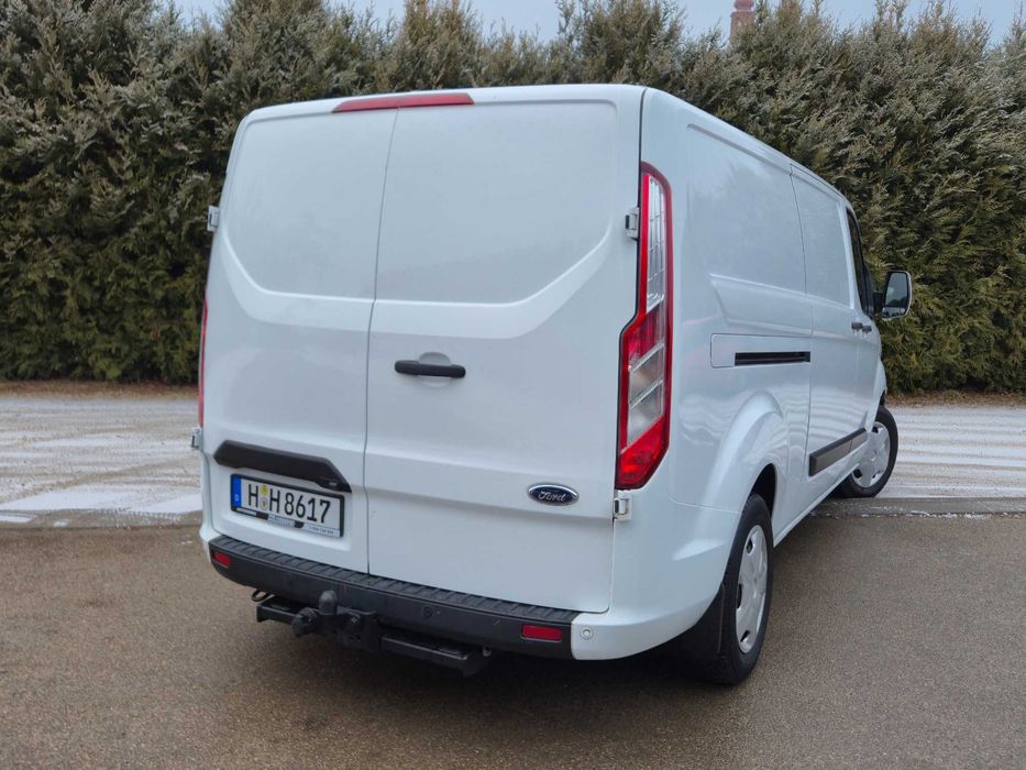 Ford Transit Custom 2.0 Automat/ L2H1 / NAVI/ LED/ Kamera / FV23%