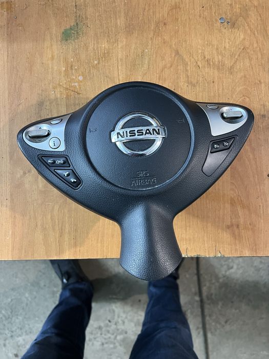 Подушка безопасности airbag в руль Nissan Juke K85101KA6A