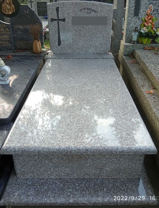 Nagrobki od 5500zł Liternictwo, kucie liter, Układanie Kostki Pomnik