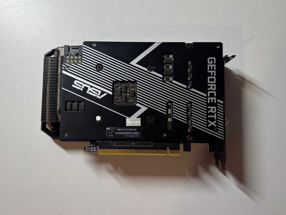 ASUS GeForce RTX 3060 12GB — відмінний стан