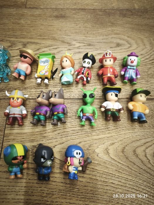 Stumble Guys і бравл старс brawl stars фігурки