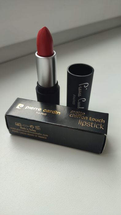 Помада Pierre Cardin