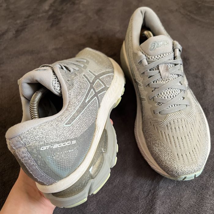 Жіночі кросівки GT-2000 9. P. 40.