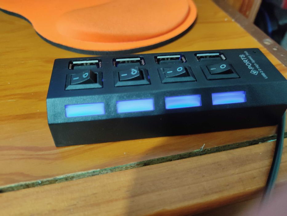 Hub com 4 portas usb com on/off individual - Aceito Troca