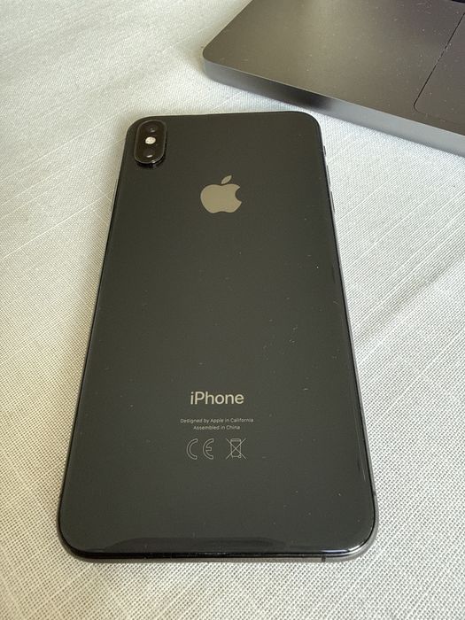 Iphone xs max 64 gb