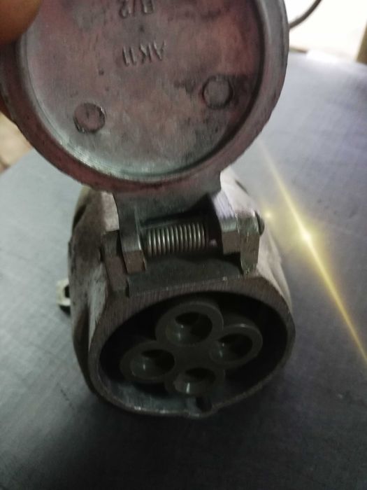 Gniazdo siłowe 16A obudowa aluminiowa