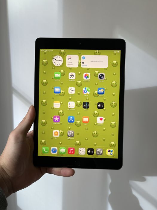 iPad 8 32 GB ІДЕАЛ 98% акум айпад 8 32 гб планшет Apple