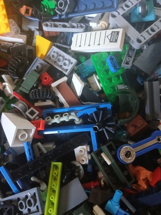 Лего з фігурками ціна за кг