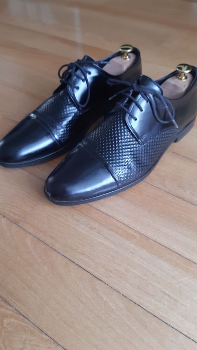 Półbuty męskie skórzane lakierki czarne Lasocki r. 40/41