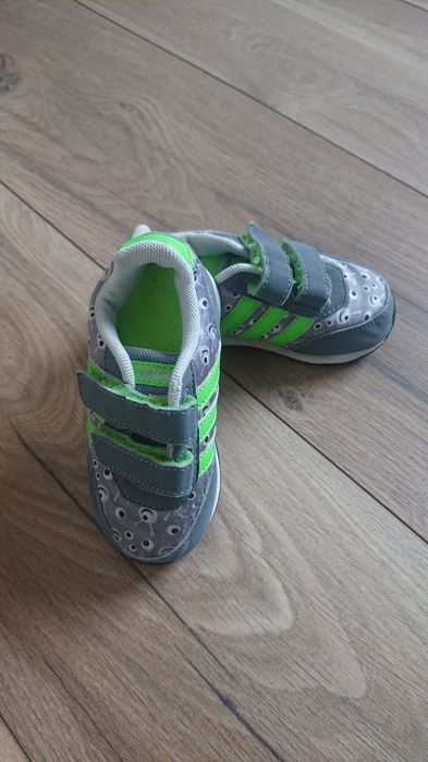 Adidasy dla chłopca 22