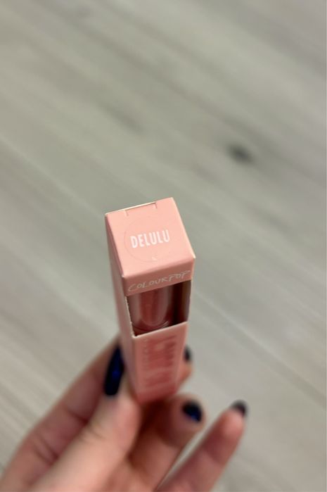 Colourpop So Juicy Plumping Gloss Balm błyszczyk balsam Delulu
