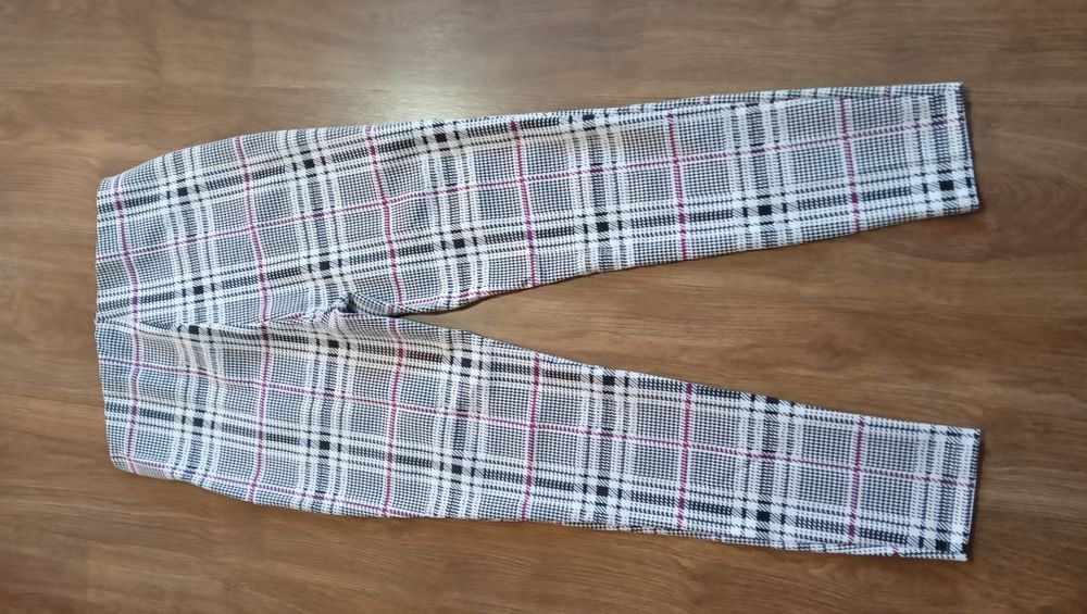 Spodnie nowe  na gumce