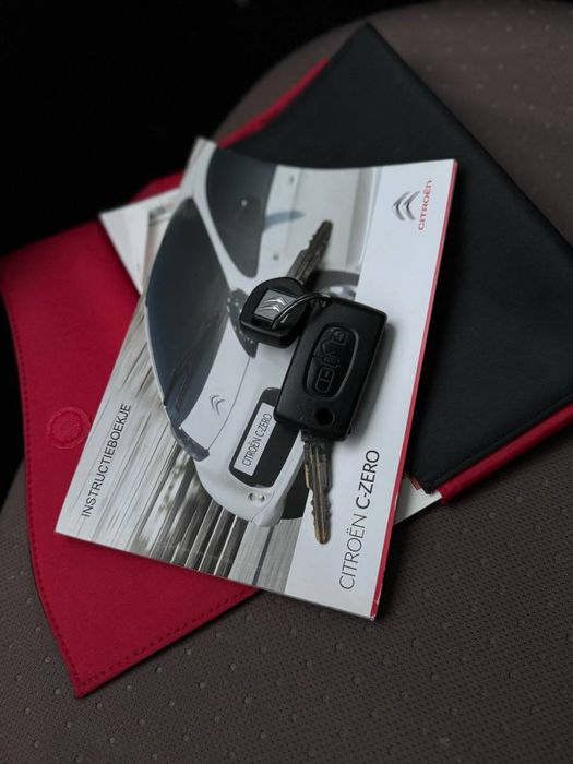 Citroen C-Zero Електро Авто