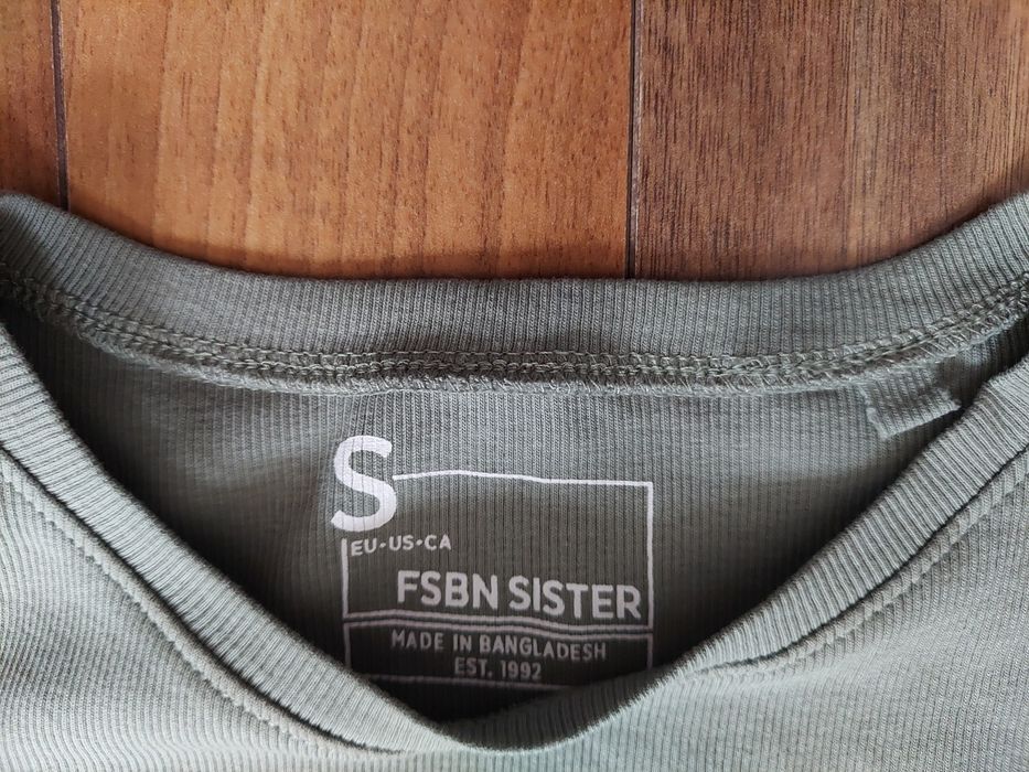 Bluzeczka khaki krótki rękaw