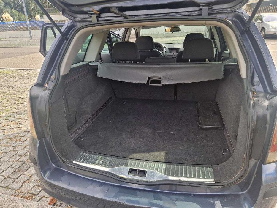 Opel Astra H Caravan 1.3 CDTI 90cv — Económica, Espaçosa e Prática