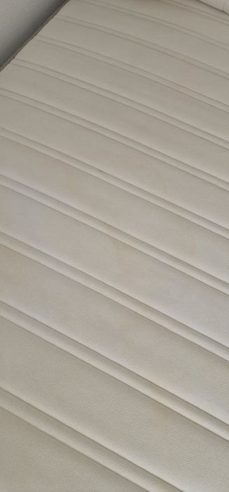 Cama e colchão de Solteiro