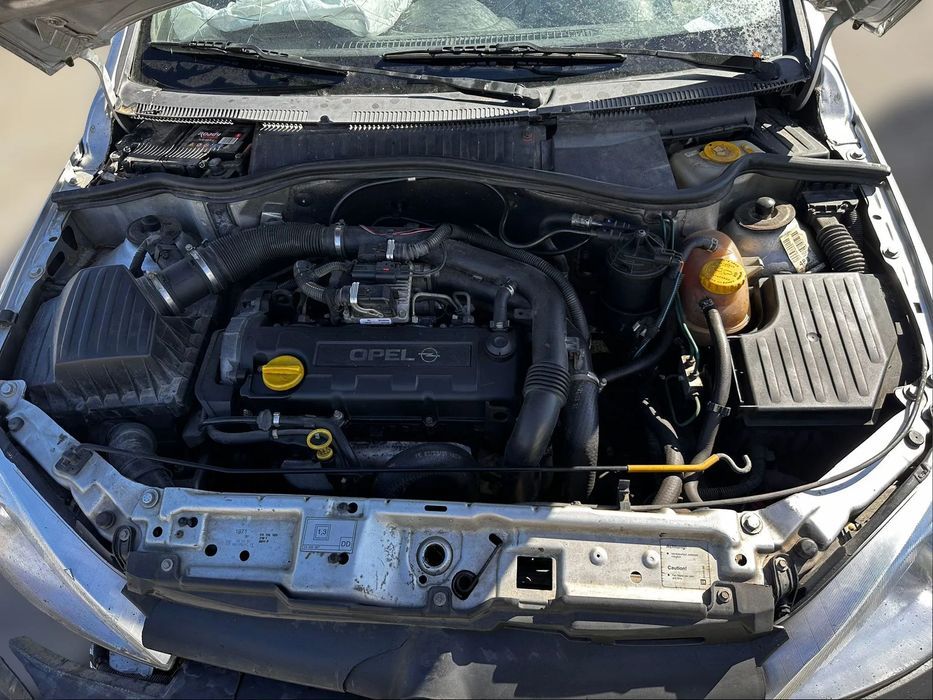 Opel Corsa C 1.7 DTI Van de 2001 para peças