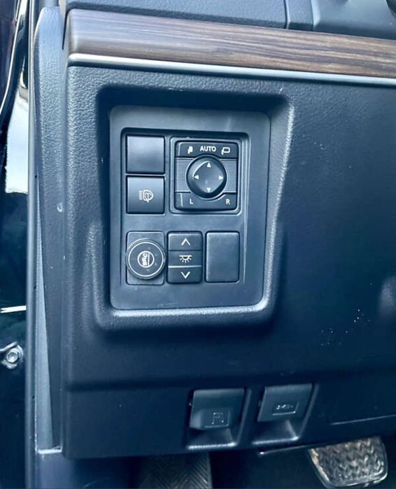 Toyota Land Cruiser Prado 2019 VIN JTEBU3FJ00K174990 фото оголошення 19 з 21