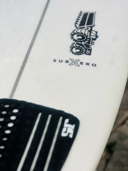 Prancha de Surf JS  5’7