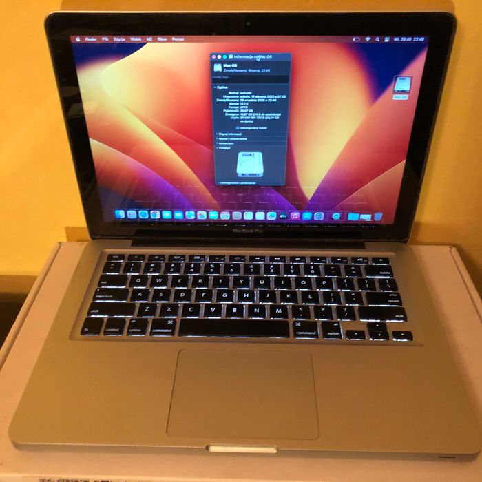 MacBook Pro 13" Late 2011 | i5 2.4GHz | 8GB RAM | Szybki SSD 40GB | BOX | macOS Ventura