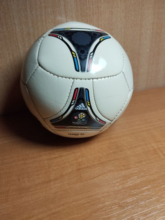 Мяч EURO 2012 маленький