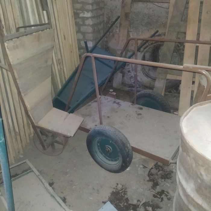 Тачка складская  2500 грн.