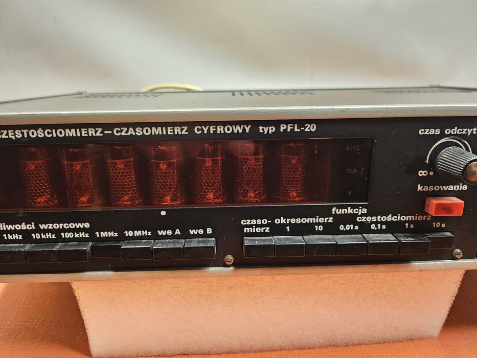 częstościomierz czasomierz cyfrowy zopan pfl-20 prl nixie