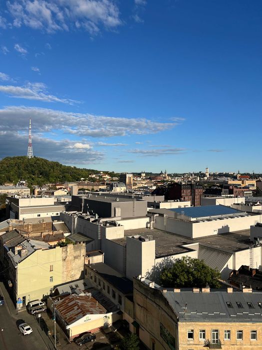 Оренда 2-кім пентхаусу 126 кв. у центрі Львова від ВЛАСНИКА