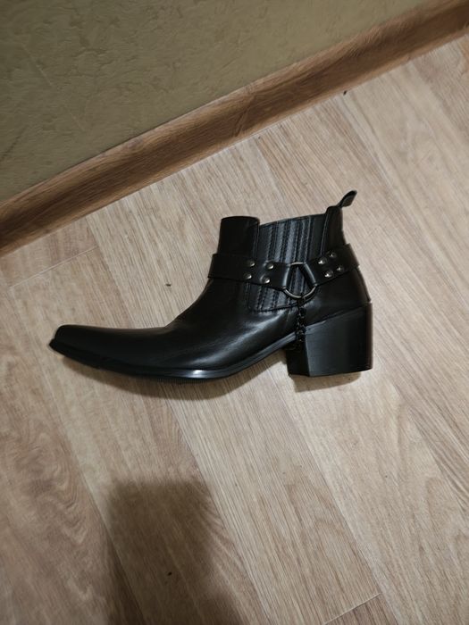 Чоловіче взуття.Казаки.Ковбойки,вестрн.