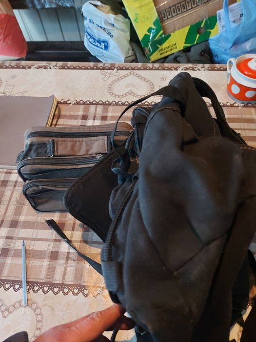 Продам барсетку и рюкзак