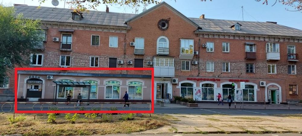 Продаж магазину на Карачунах вул. Алмазна, 4