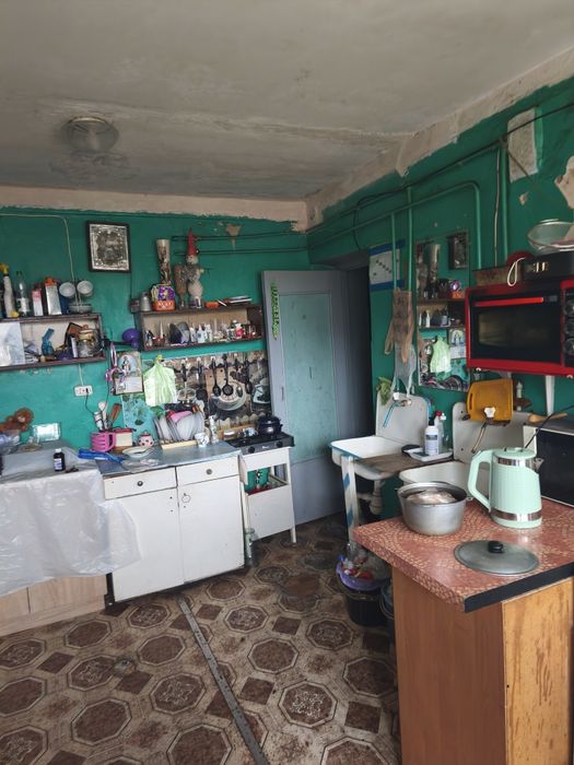 Продам комнату в общежитии.