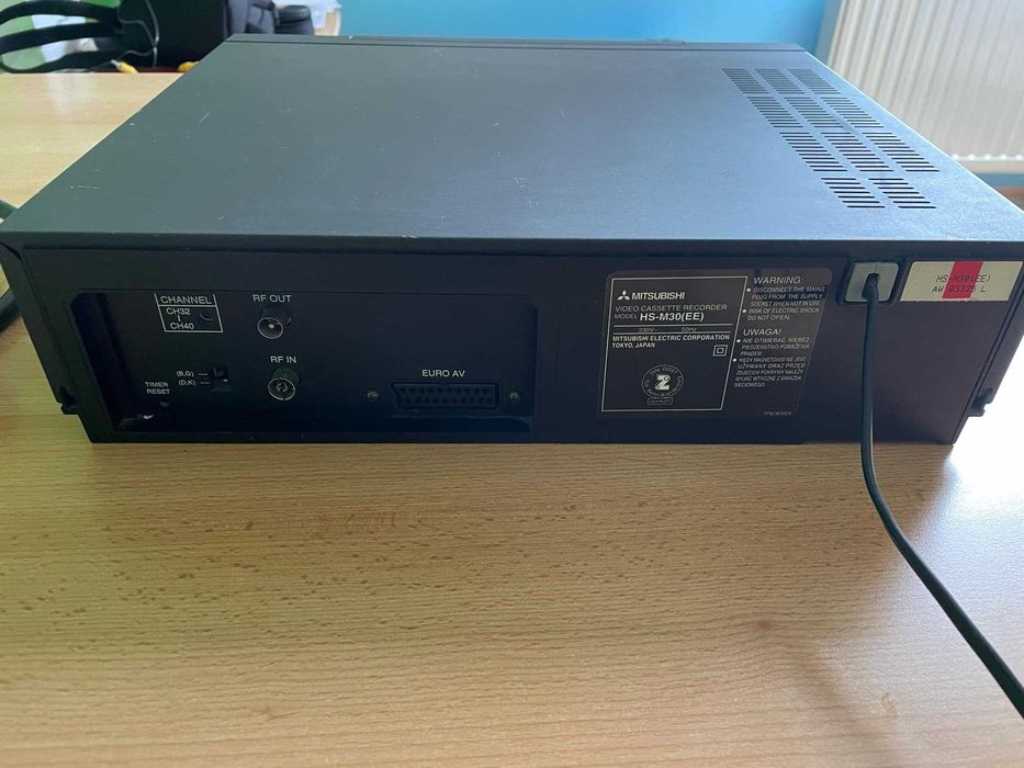 Odtwarzacz kaset  VHS Mitsubishi HS-M30(EE)